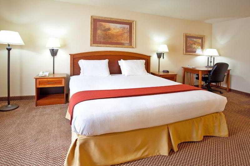Holiday Inn Express Hotel & Suites Cedar City By Ihg Exterior foto