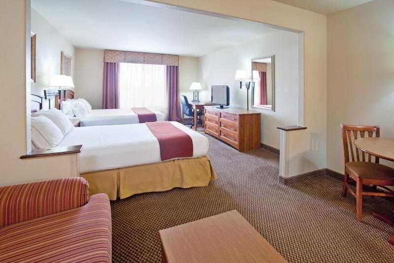 Holiday Inn Express Hotel & Suites Cedar City By Ihg Exterior foto
