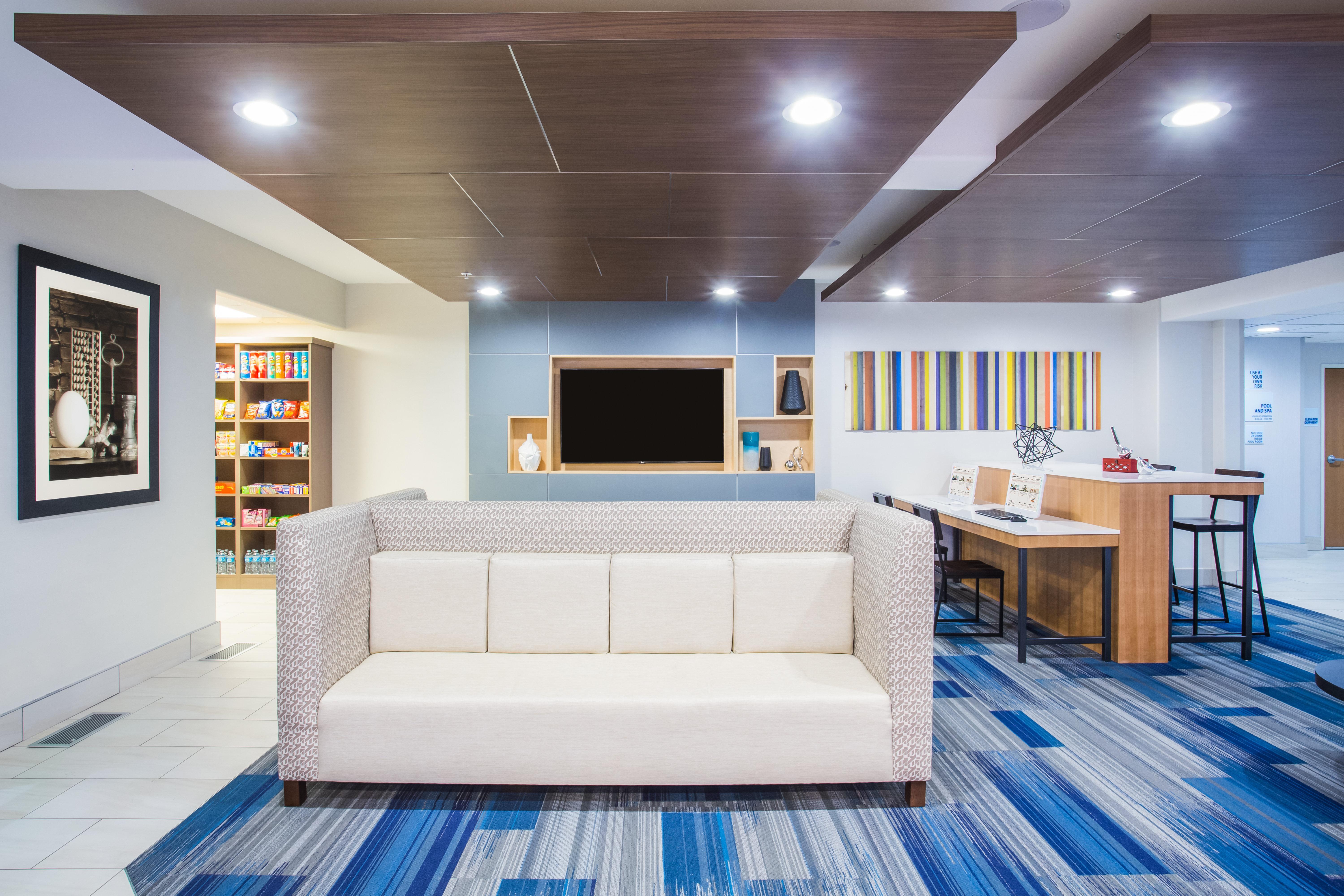 Holiday Inn Express Hotel & Suites Cedar City By Ihg Exterior foto