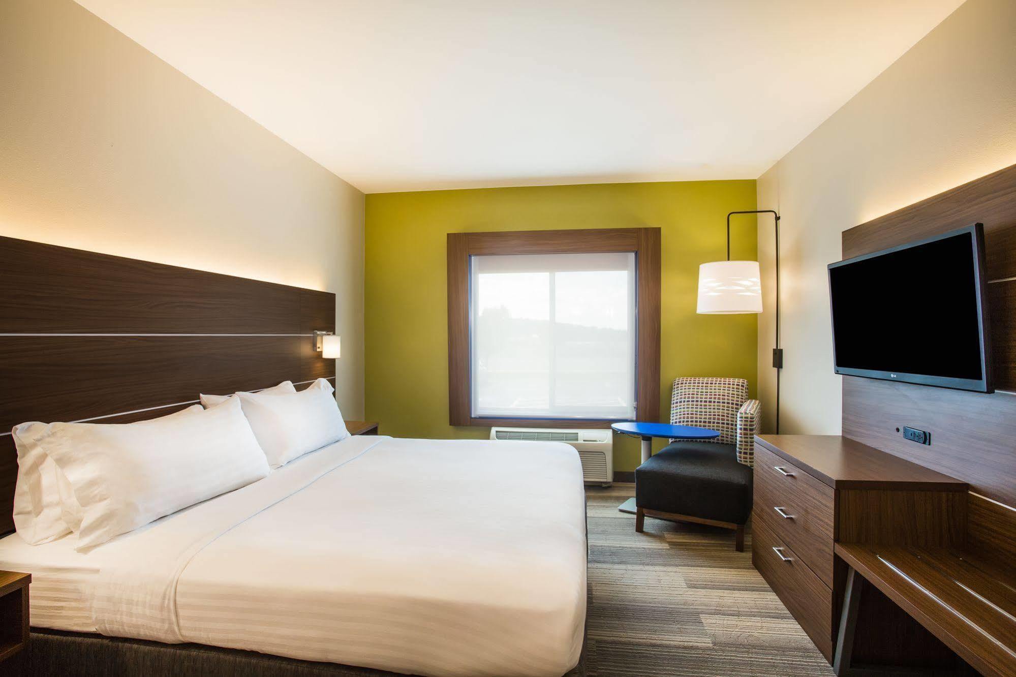 Holiday Inn Express Hotel & Suites Cedar City By Ihg Exterior foto